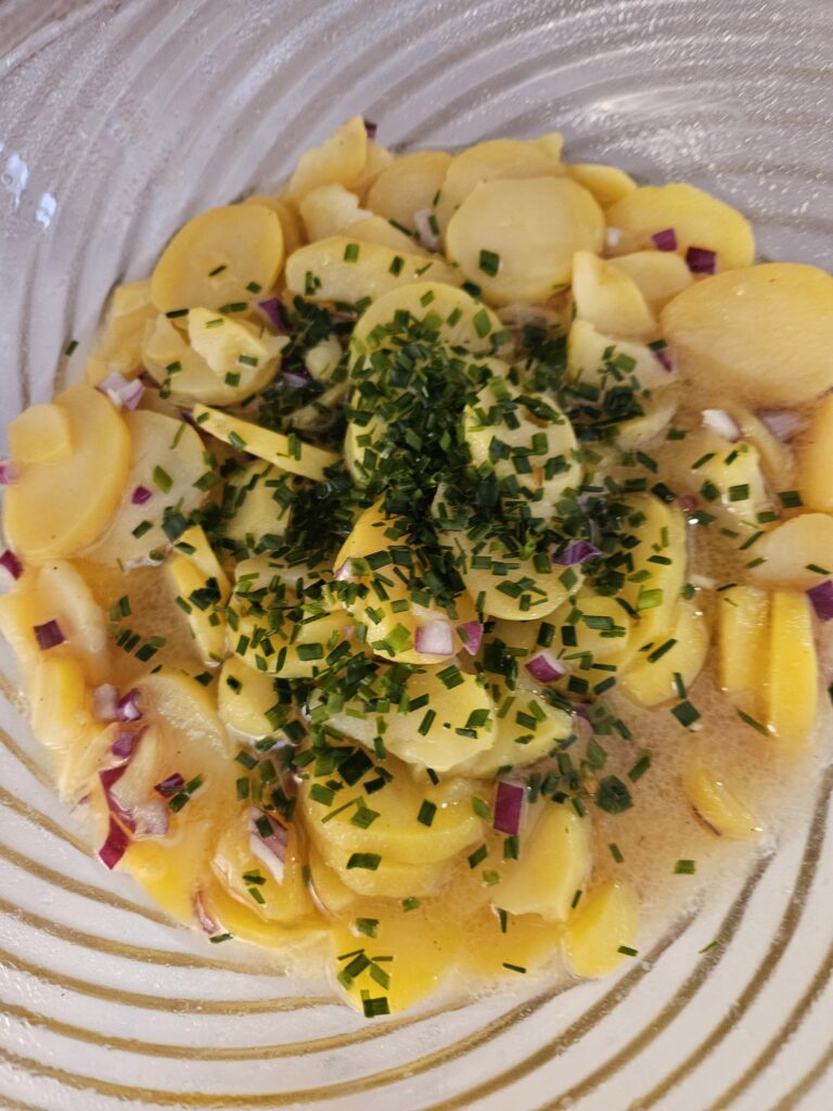 Erdäpfelsalat hausgemacht